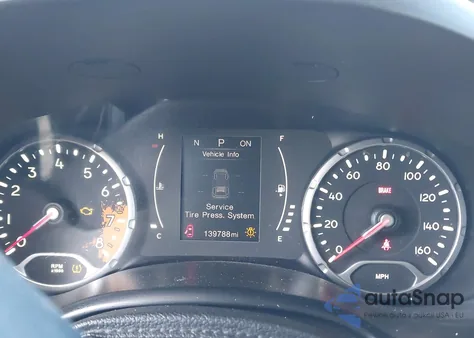 2015 Jeep Renegade Latitude z USA, uszkodzony, nr VIN ZACCJBBT3FPB37904